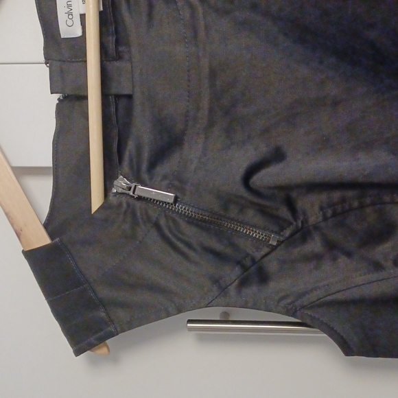 Little black dress - Picture 2 of 3